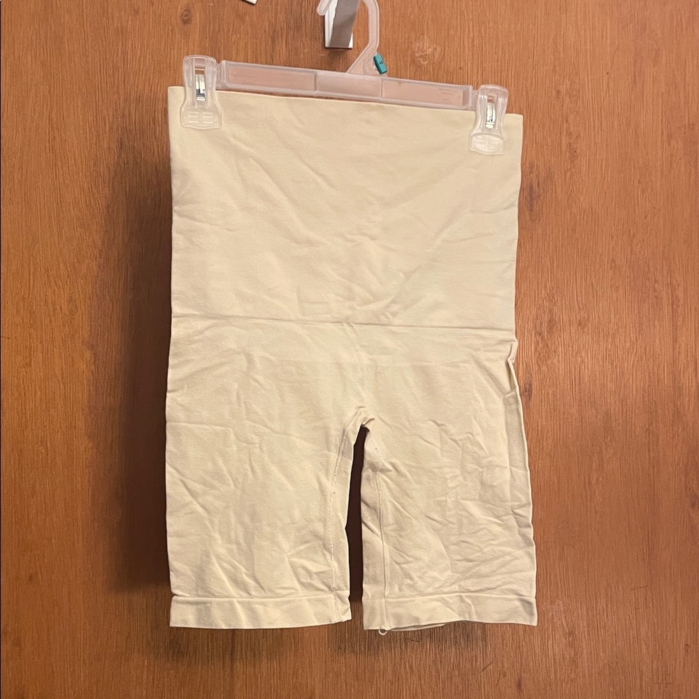 High Waist Women Shorts - Cream